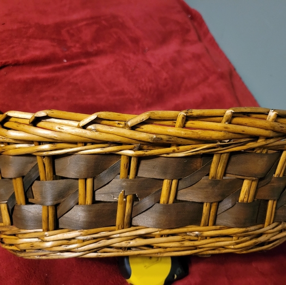 Brown Willow Tapered Oval Basket - Picture 3 of 8